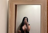Hi im a sexy baby girl 19 old waiting for you ! Lets enjoy on a videocall or i cn send u some video